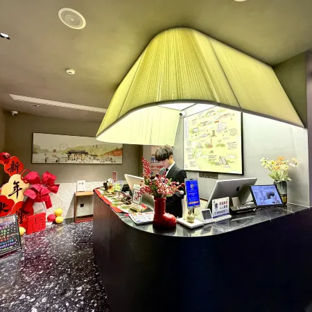 Xiao · ISVARA Designer Hotel (Huaihe Road Pedestrian Street)