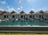 Thanawong Pool Villa - Kolam Renang
