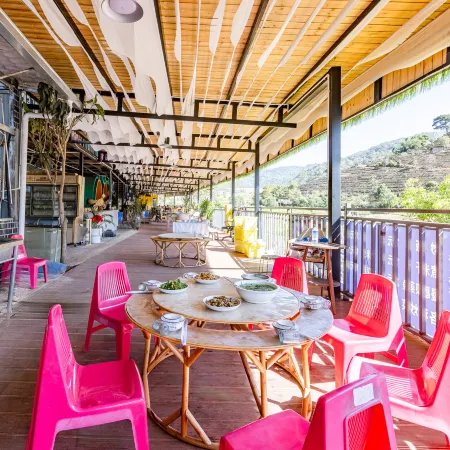 Senyu LOHAS · Yuncha Ancient Path Hot Spring Vacation Apartment (Pu'er Ancient Tea Horse Town)