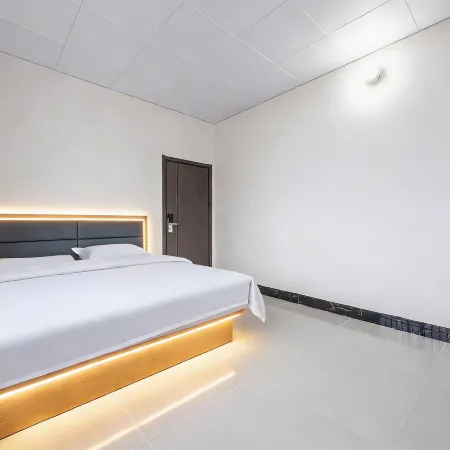 Lifeng Homestay (Genzi Bus Station)