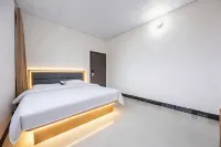 Lifeng Homestay (Genzi Bus Station)