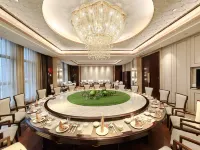 โรงแรมนานาชาติซันโฮลา - พร้อมอาหารเช้า