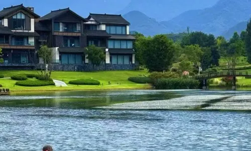峨眉山高橋裡恆邦·涵田度假飯店