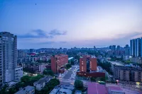 Xiyue High-Rise Hotel (Chongqing Daping Longfor Times Paradise Walk) - 2-Star