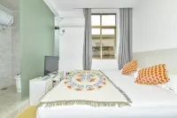 Beihai Four Seasons Harbor Homestay - Inns