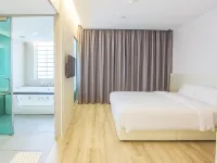 Minimalist Hotel Hotels in Plentong
