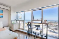 Xiaoxi Cinema Scenic Apartment