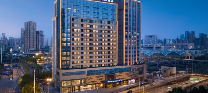 Howard Johnson Club Hotels in Wuhan