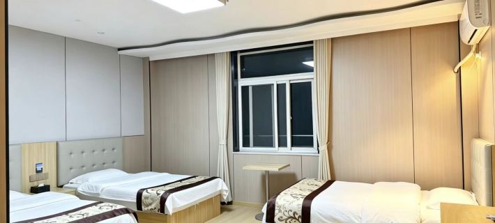 Luzhou Meicheng Hotel (Hefei Fuyang North Road Luyang Data Industrial Park) Hoteles en Hefei