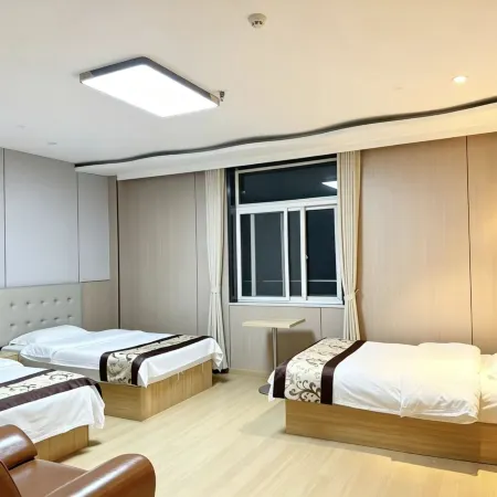 Luzhou Meicheng Hotel (Hefei Fuyang North Road Luyang Data Industrial Park)
