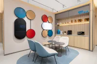 Home Inn · neo ( Qufu Visitor Center Sankong Scenic Spot Store ) - نادي رياضي