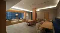 Jinjiang Hotel (Yushu Passenger Station) - parking
