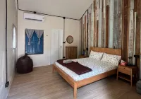 Amphawa Hideaway