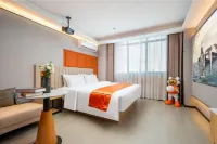 SleepX Yilin Hotel (Gucheng Yufeng Century Plaza)
