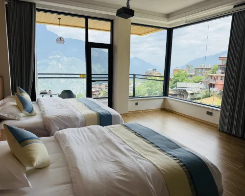 Shunshun Chinese Inn Hotels in Fugong