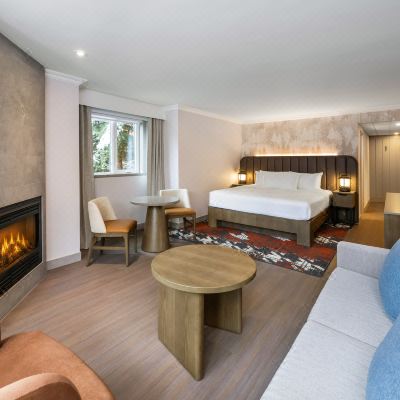 Deluxe Junior Suite Royal Canadian Lodge Promo Code