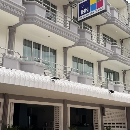 The Beach Inn Cha-Am