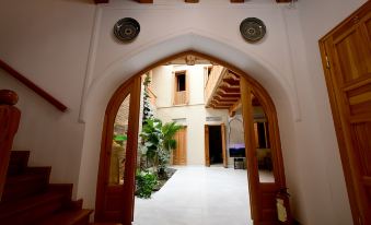 AIST HOTEL
