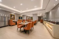 Vienna 3 Best Hotel (Yanqi People's Hospital Anda) - parkir