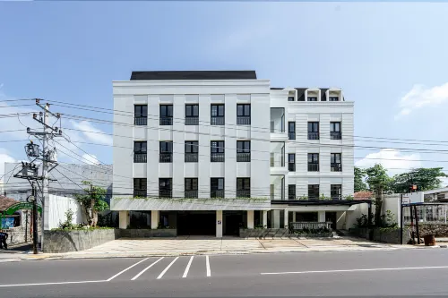 Rucio Kostel Semarang - 3-Star