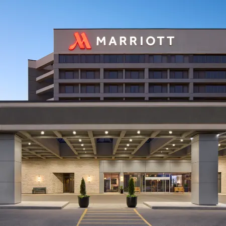 Toronto Airport Marriott Hotel Отели рядом с достопримечательностью «Этобико»