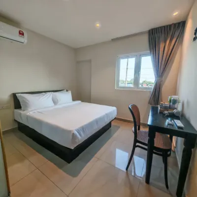Swing & Pillows @ Red Orange Hotel Port Klang, Selangor Hotels near ÆON Mall Bukit Tinggi Shopping Centre