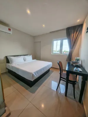 Swing & Pillows @ Red Orange Hotel Port Klang, Selangor - 3성급