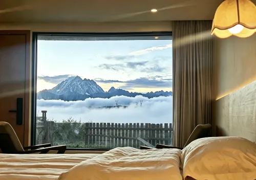 Yala Muyun Snow Mountain Secret Homestay - 발코니