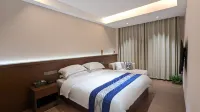 Gaoyi Hotel (Gaoyi Ancient Village) - parking