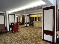 Zuohai Haoting Hot Spring Hotel - Park Yeri
