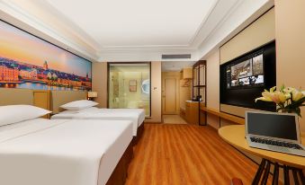 Vienna International Hotel (Tianjin Fifth Avenue Binjiang Road Pedestrian Street Bran