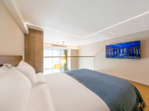 Zhujiajian Ruiyue Resort Hotels in Zhoushan