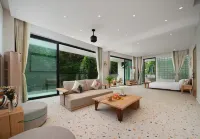 QING•HOUSE