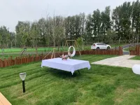 Yuehu Hotel (Zhangjiakou Huailai Guanting Wetland Park) Hôtels à : Huailai