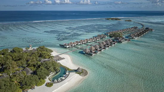 Four Seasons Resort Maldives at Kuda Huraa