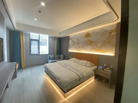 Menglian Yingshan Hong Intelligent Hotel Отели рядом с достопримечательностью «Nayun Ancient Town»