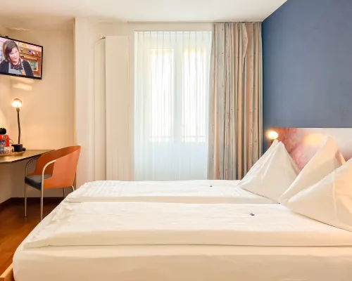 Hotel Rothaus Luzern Các khách sạn gần Nhà thờ Markuskirche