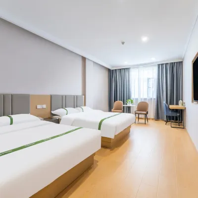 GreenTree Inn Shandong Qingdao Development District Sdust Express Hotel Отели рядом с достопримечательностью «Jingcheng»
