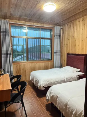 Haiyue Pavilion Hotels near Longquan Cave