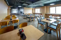 Home Inn (Jinzhongyi Changyuan North Road Xinzhizhong Branch) Hotels in Qixian