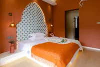 Zhuisu Quan Haijing Dujia Meisu (Shanwei Baoli Jintingwan)