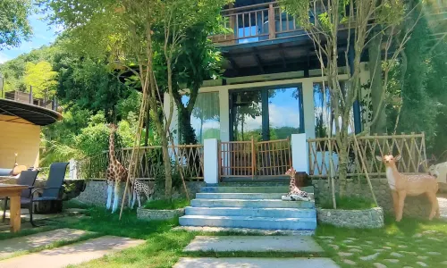 Tonglu Taotaoshanju Hot Spring  B&B