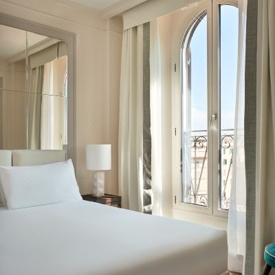 Premium Double Room Unahotels Trastevere Roma Promo Code