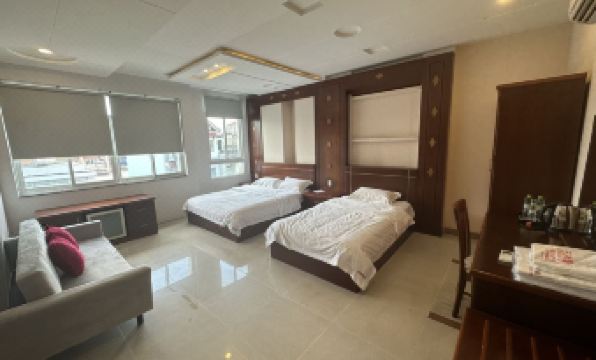 Zhonghua Hotel