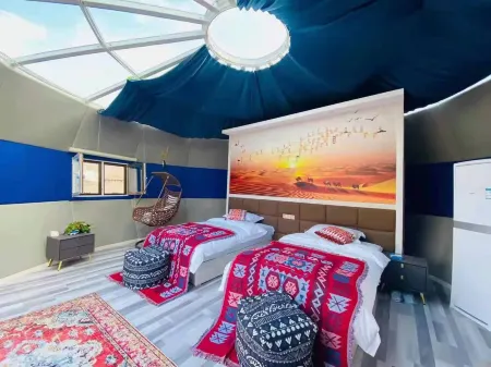 Dunhuang Mingsha Mountain Xingye Desert Camping Starry Sky Hotel