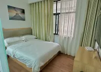 Xinyue Hotel Hotels in Langao