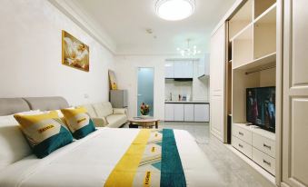 Shenzhen Meiyu Executive Apartment (Guangming Phoenix City Subway Station)