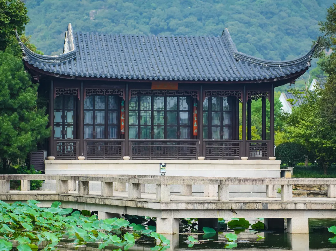 Suzhou Seclusive Tianpingshan Cultural Resort Hotel - Suzhou