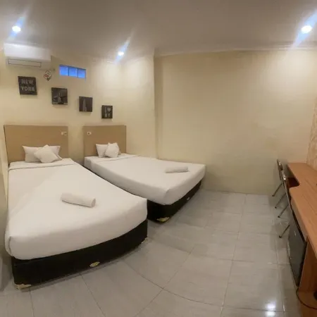 Perdana Kasih Hotel Pemuda Klaten Mitra RedDoorz