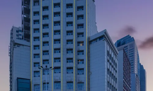 Atour Hotel at the People's Cinema in Urumqi International Grand Bazaar